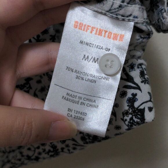 Griffintown Floral Linen Blend Button Down - Picture 5 of 7